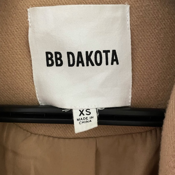 BB Dakota Shacket - Picture 2 of 2